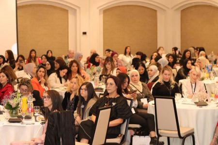 مركز النمو المالي من بنك هبوعليم يساهم في مؤتمر شارك نساء واعمال